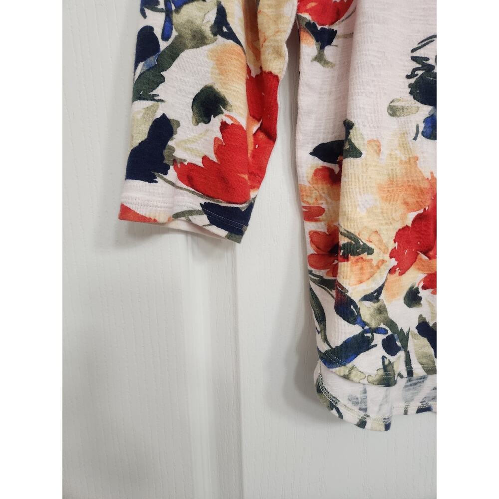Tommy Bahama floral top size small - Picture 4 of 7